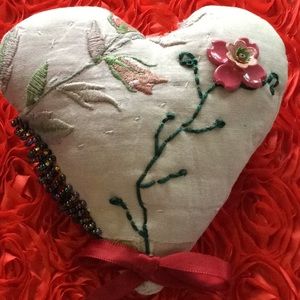 Upcycled quilt sachet with lavender essential oil